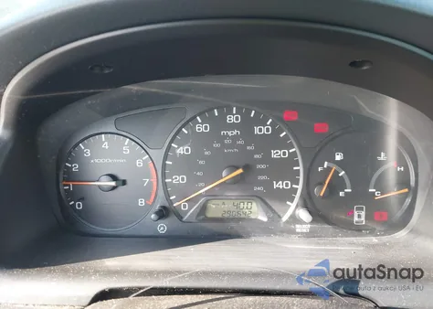 2000 Honda Accord 2.3 Lx from USA, damaged, VIN 1HGCG3147YA004016